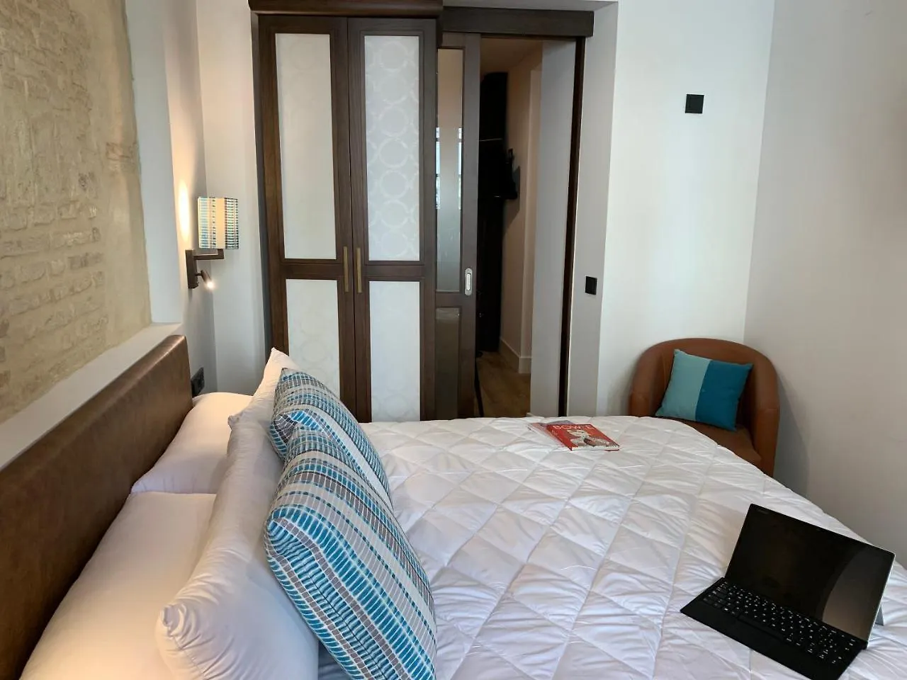 Apartamentos Behap Sevilla Centro Historico 0*,